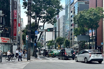 数寄屋橋交差点